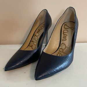Sam Edelman Dark Blue Textured Heels